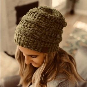 NIP🆕C.C Slouchy Beanie- Moss NWT.